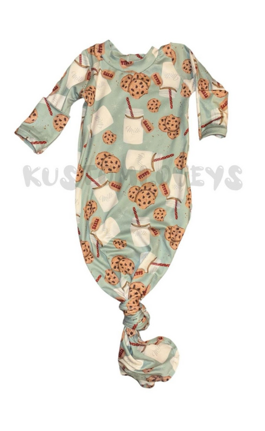 Rts newborn knotted gown